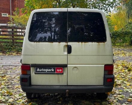 Фольксваген Transporter 2001 в Киеве на Automoto.ua Белый Фольксваген Transporter, объемом двигателя 2.5 л и пробегом 450 тыс. км за 4290 $, фото 7 на Automoto.ua