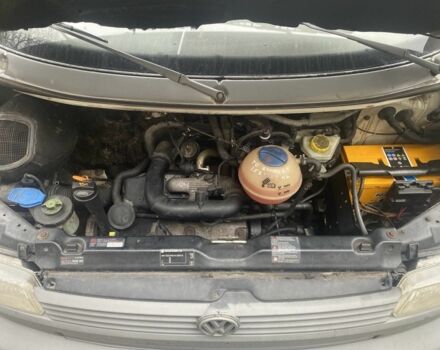 Белый Фольксваген Transporter, объемом двигателя 2.5 л и пробегом 275 тыс. км за 4500 $, фото 6 на Automoto.ua