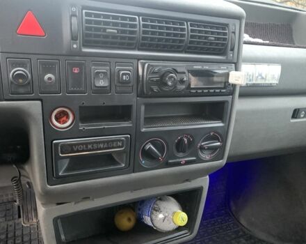 Белый Фольксваген Transporter, объемом двигателя 2.5 л и пробегом 400 тыс. км за 6700 $, фото 15 на Automoto.ua