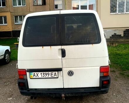 Білий Фольксваген Transporter, об'ємом двигуна 2.5 л та пробігом 430 тис. км за 5000 $, фото 1 на Automoto.ua