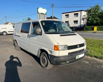 Белый Фольксваген Transporter, объемом двигателя 2.5 л и пробегом 460 тыс. км за 5750 $, фото 1 на Automoto.ua