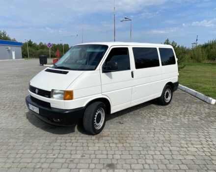 Белый Фольксваген Transporter, объемом двигателя 2.5 л и пробегом 400 тыс. км за 5350 $, фото 1 на Automoto.ua