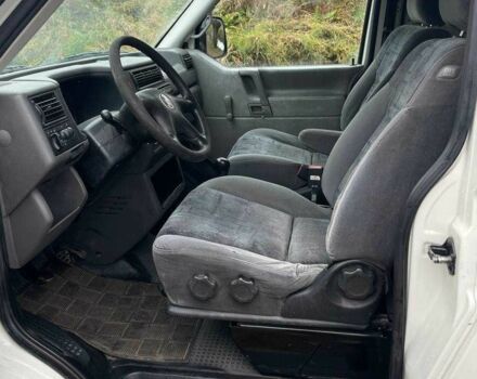 Білий Фольксваген Transporter, об'ємом двигуна 1.9 л та пробігом 597 тис. км за 3850 $, фото 6 на Automoto.ua