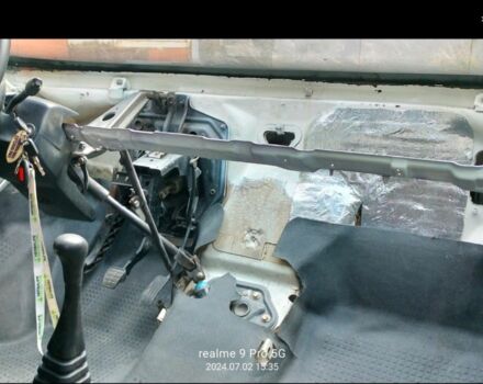 Білий Фольксваген Transporter, об'ємом двигуна 2.5 л та пробігом 280 тис. км за 3500 $, фото 3 на Automoto.ua