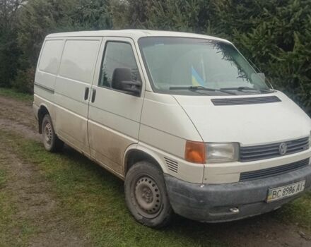 Белый Фольксваген Transporter, объемом двигателя 2.5 л и пробегом 492 тыс. км за 4000 $, фото 1 на Automoto.ua