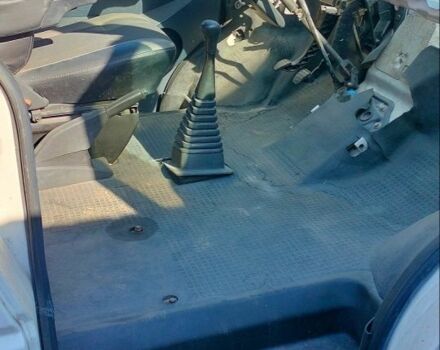 Білий Фольксваген Transporter, об'ємом двигуна 2.5 л та пробігом 280 тис. км за 3500 $, фото 10 на Automoto.ua