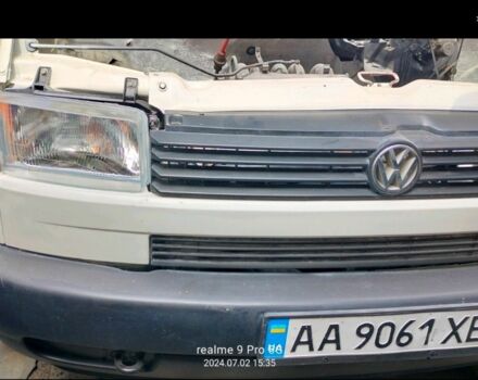 Білий Фольксваген Transporter, об'ємом двигуна 2.5 л та пробігом 280 тис. км за 3500 $, фото 4 на Automoto.ua