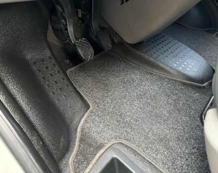 Белый Фольксваген Transporter, объемом двигателя 0 л и пробегом 300 тыс. км за 7700 $, фото 14 на Automoto.ua