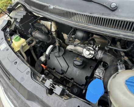 Белый Фольксваген Transporter, объемом двигателя 1.9 л и пробегом 290 тыс. км за 5999 $, фото 15 на Automoto.ua