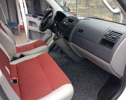 Білий Фольксваген Transporter, об'ємом двигуна 2 л та пробігом 330 тис. км за 6500 $, фото 6 на Automoto.ua