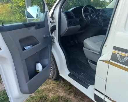 Білий Фольксваген Transporter, об'ємом двигуна 2.5 л та пробігом 300 тис. км за 6500 $, фото 3 на Automoto.ua