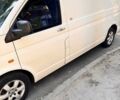 Белый Фольксваген Transporter, объемом двигателя 2.5 л и пробегом 395 тыс. км за 8500 $, фото 1 на Automoto.ua