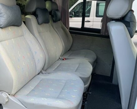 Белый Фольксваген Transporter, объемом двигателя 1.9 л и пробегом 570 тыс. км за 9000 $, фото 5 на Automoto.ua