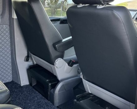 Білий Фольксваген Transporter, об'ємом двигуна 1.9 л та пробігом 180 тис. км за 12500 $, фото 9 на Automoto.ua