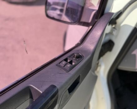 Белый Фольксваген Transporter, объемом двигателя 2.5 л и пробегом 338 тыс. км за 5800 $, фото 10 на Automoto.ua