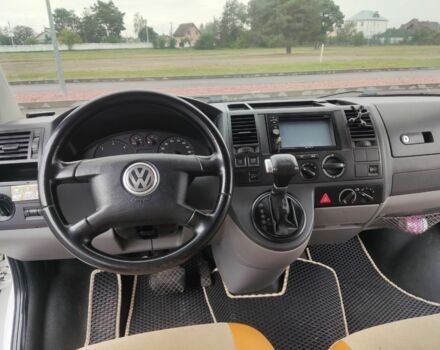 Білий Фольксваген Transporter, об'ємом двигуна 2.5 л та пробігом 280 тис. км за 7850 $, фото 6 на Automoto.ua
