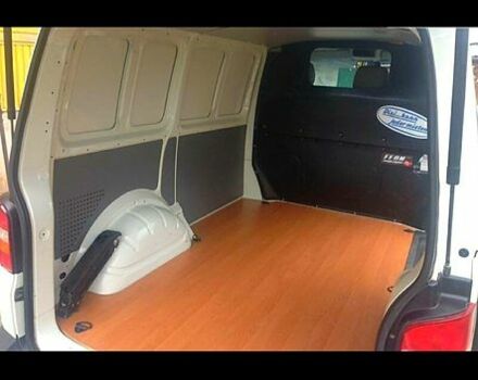 Белый Фольксваген Transporter, объемом двигателя 1.9 л и пробегом 320 тыс. км за 7500 $, фото 3 на Automoto.ua