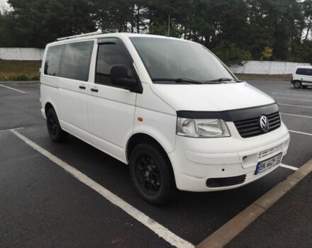 Білий Фольксваген Transporter, об'ємом двигуна 2.5 л та пробігом 280 тис. км за 7850 $, фото 1 на Automoto.ua