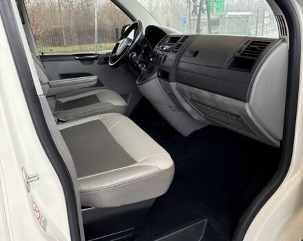 Білий Фольксваген Transporter, об'ємом двигуна 1.9 л та пробігом 189 тис. км за 10000 $, фото 17 на Automoto.ua