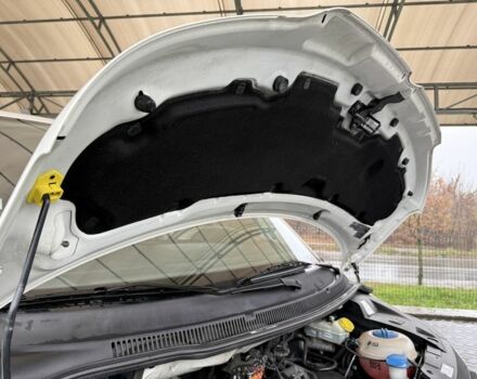 Білий Фольксваген Transporter, об'ємом двигуна 1.9 л та пробігом 189 тис. км за 10000 $, фото 23 на Automoto.ua