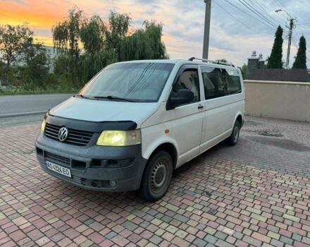 Белый Фольксваген Transporter, объемом двигателя 2.5 л и пробегом 400 тыс. км за 6000 $, фото 1 на Automoto.ua