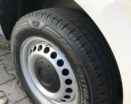 Фольксваген Transporter 2008 в Харькове на Automoto.ua Белый Фольксваген Transporter, объемом двигателя 2 л и пробегом 200 тыс. км за 3800 $, фото 8 на Automoto.ua