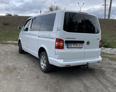 Белый Фольксваген Transporter, объемом двигателя 2.5 л и пробегом 250 тыс. км за 10800 $, фото 1 на Automoto.ua