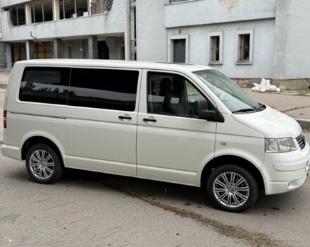 Белый Фольксваген Transporter, объемом двигателя 2.5 л и пробегом 321 тыс. км за 6950 $, фото 1 на Automoto.ua