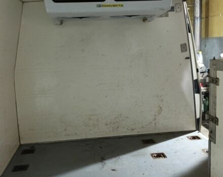 Белый Фольксваген Transporter, объемом двигателя 1.9 л и пробегом 320 тыс. км за 4469 $, фото 3 на Automoto.ua