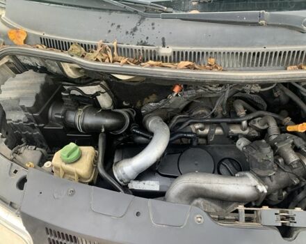 Білий Фольксваген Transporter, об'ємом двигуна 2.5 л та пробігом 467 тис. км за 8000 $, фото 5 на Automoto.ua