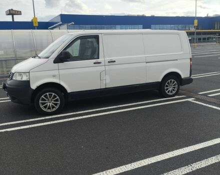 Білий Фольксваген Transporter, об'ємом двигуна 2.5 л та пробігом 250 тис. км за 7654 $, фото 1 на Automoto.ua