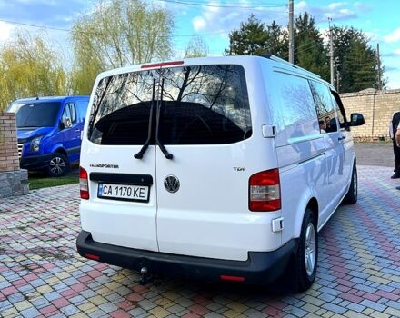 Білий Фольксваген Transporter, об'ємом двигуна 2 л та пробігом 297 тис. км за 10450 $, фото 5 на Automoto.ua