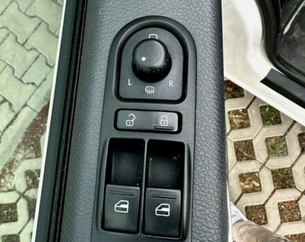 Білий Фольксваген Transporter, об'ємом двигуна 0 л та пробігом 277 тис. км за 9000 $, фото 19 на Automoto.ua