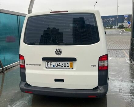 Белый Фольксваген Transporter, объемом двигателя 2 л и пробегом 330 тыс. км за 8500 $, фото 3 на Automoto.ua