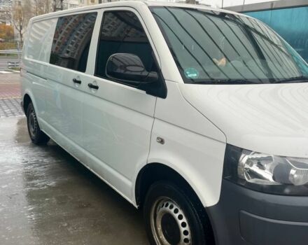 Белый Фольксваген Transporter, объемом двигателя 2 л и пробегом 330 тыс. км за 8500 $, фото 2 на Automoto.ua
