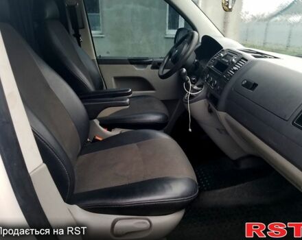 Белый Фольксваген Transporter, объемом двигателя 2 л и пробегом 440 тыс. км за 9500 $, фото 3 на Automoto.ua