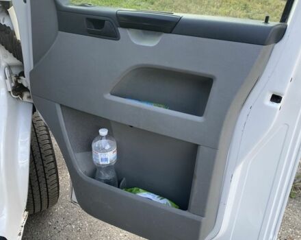 Белый Фольксваген Transporter, объемом двигателя 2 л и пробегом 400 тыс. км за 12000 $, фото 11 на Automoto.ua