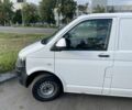 Белый Фольксваген Transporter, объемом двигателя 2 л и пробегом 400 тыс. км за 12000 $, фото 2 на Automoto.ua
