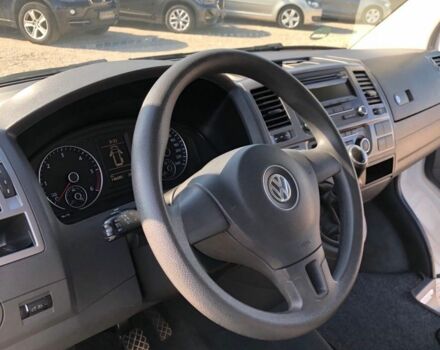 Белый Фольксваген Transporter, объемом двигателя 2 л и пробегом 143 тыс. км за 9000 $, фото 11 на Automoto.ua