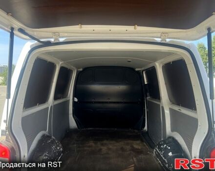 Білий Фольксваген Transporter, об'ємом двигуна 2 л та пробігом 172 тис. км за 15000 $, фото 9 на Automoto.ua