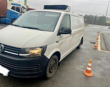 Белый Фольксваген Transporter, объемом двигателя 2 л и пробегом 249 тыс. км за 28300 $, фото 3 на Automoto.ua