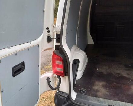 Белый Фольксваген Transporter, объемом двигателя 2 л и пробегом 215 тыс. км за 19000 $, фото 24 на Automoto.ua
