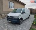 Белый Фольксваген Transporter, объемом двигателя 2 л и пробегом 249 тыс. км за 22127 $, фото 1 на Automoto.ua