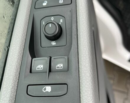 Білий Фольксваген Transporter, об'ємом двигуна 2 л та пробігом 198 тис. км за 20900 $, фото 22 на Automoto.ua