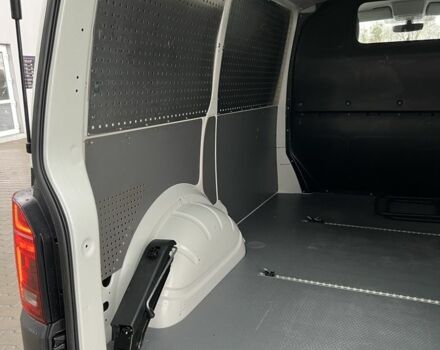 Білий Фольксваген Transporter, об'ємом двигуна 2 л та пробігом 198 тис. км за 20900 $, фото 17 на Automoto.ua