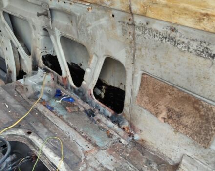 Белый Фольксваген Transporter, объемом двигателя 0 л и пробегом 300 тыс. км за 1600 $, фото 5 на Automoto.ua