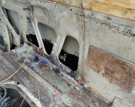 Белый Фольксваген Transporter, объемом двигателя 1.6 л и пробегом 300 тыс. км за 1900 $, фото 7 на Automoto.ua