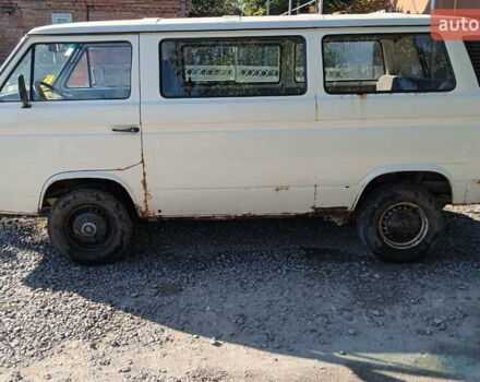 Белый Фольксваген Transporter, объемом двигателя 1.6 л и пробегом 300 тыс. км за 2000 $, фото 3 на Automoto.ua