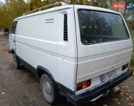Белый Фольксваген Transporter, объемом двигателя 1.57 л и пробегом 300 тыс. км за 1900 $, фото 2 на Automoto.ua