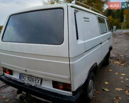 Белый Фольксваген Transporter, объемом двигателя 1.57 л и пробегом 300 тыс. км за 1900 $, фото 8 на Automoto.ua